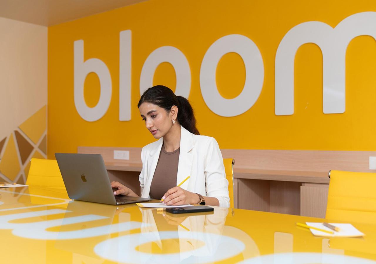 Bloom Hotel Financial District Hyderabad Eksteriør billede